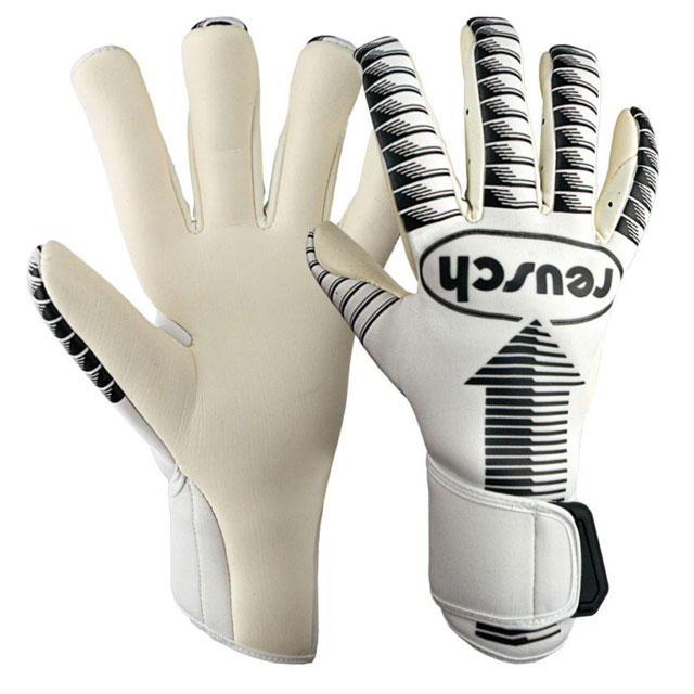 39％OFF！ プーマ サッカースパイク ウルトラ 5 アルティメット HG/AG