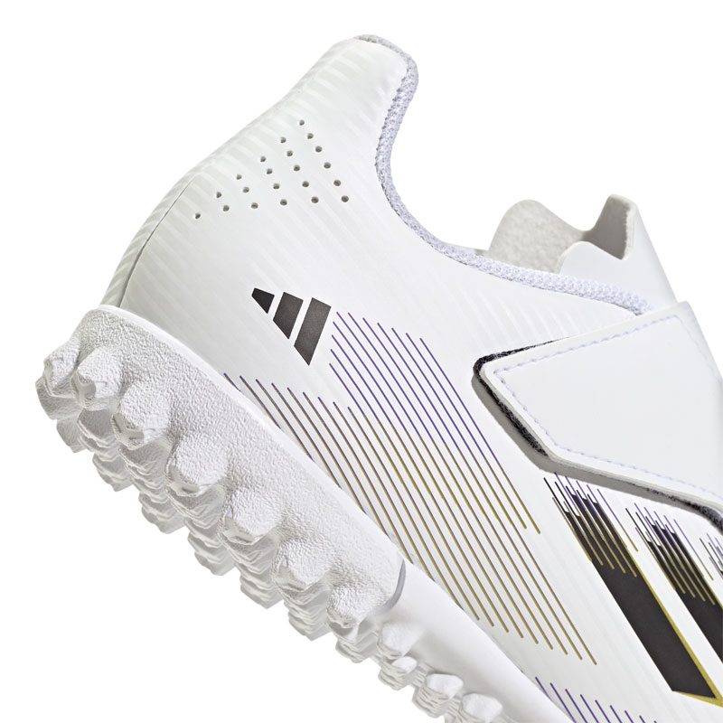28％OFF！ アディダス サッカー フットサル ベルクロシューズ ジュニア