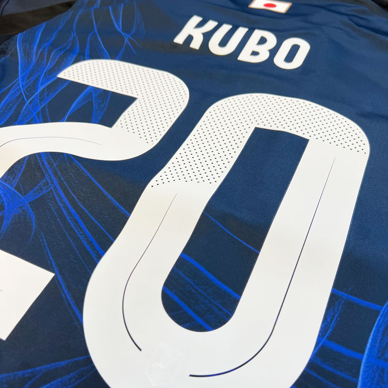 日本代表　久保建英選手　20番ユニフォーム アディダス サッカー日本代表 2024 ホーム レプリカ