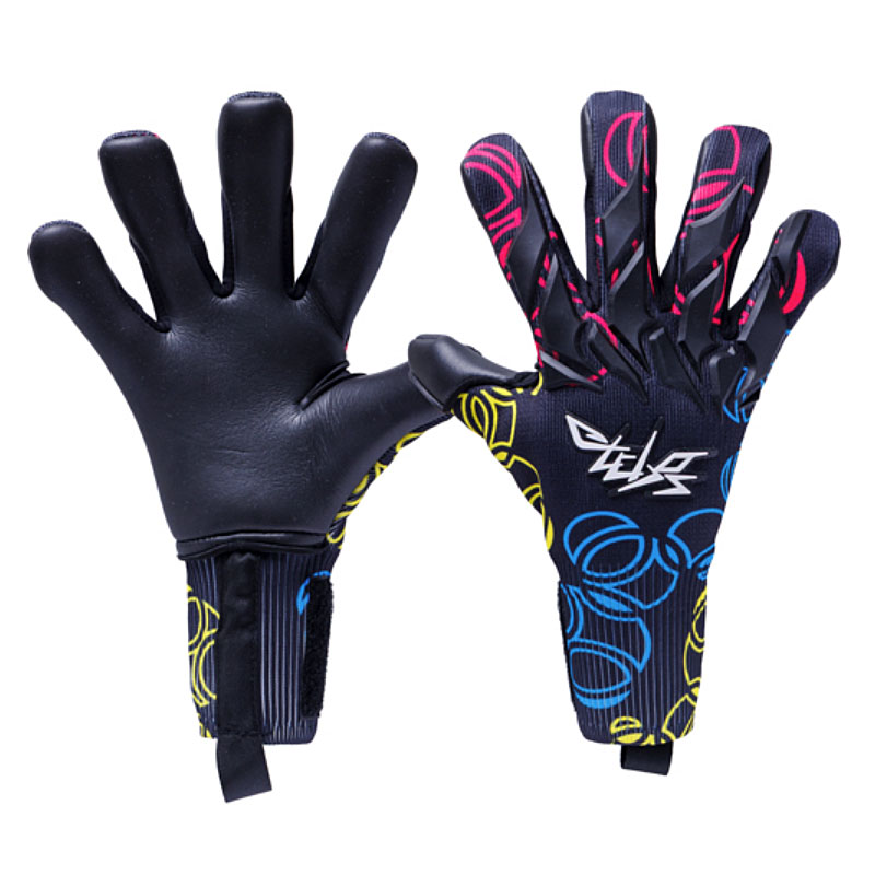 サッカー　トレーニングウェア　シャツ キーパーグローブ　ソックス　14点　新品 NIKE（ナイキ） （キッズ）ジュニア キーパーグローブ サッカー マッチ