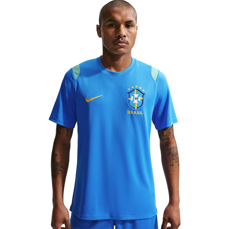 30％OFF！ アンブロ THE THIRD by UMBRO ジュニア ウィンド ジャケット 