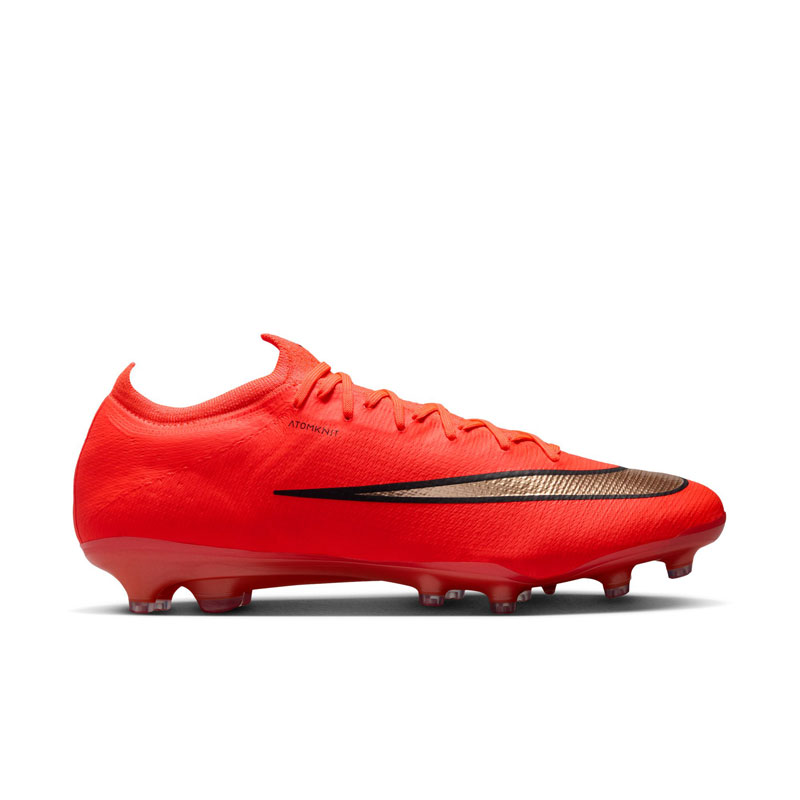 新品 サッカースパイク ナイキ マーキュリアル スーパーフライ FG 25.0