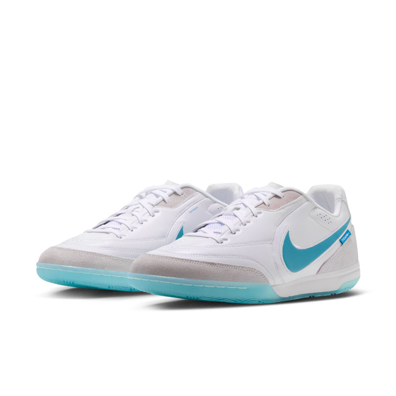 ナイキ ティエンポ ストリートガト ホワイト ダスティカクタス フットサル インドアシューズ 屋内シューズ NIKE2026Q4 hq7017-100